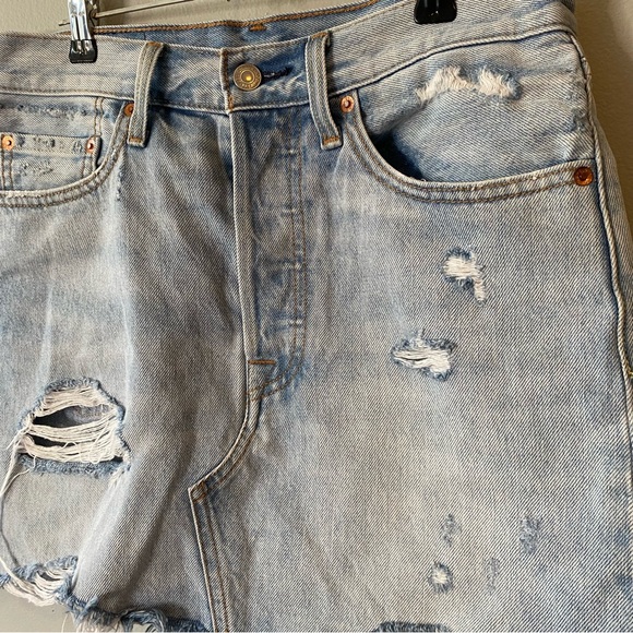 Levi’s Denim Deconstructed Mini Skirt - Picture 3 of 8